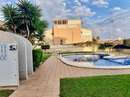 BONITO DÚPLEX CON JARDÍN, SOLÁRIUM Y PARKING EN PARCELA photo 0