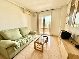ÁTICO CON ORIENTACIÓN SUROESTE EN TORREVIEJA, DOS DORMITORIOS Y PISCINA COMUNITARIA! photo 0