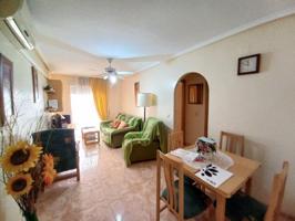 CHOLLO !! SE VENDE APARTAMENT DE 3 DORMITORIOS CON GARAJE Y TRASTERO A POCOS MINUTOS DEL CENTRO !!!! photo 0
