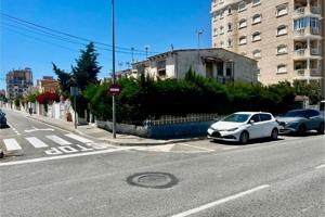 CHALET EN ESQUINA CON GRAN JARDÍN PRIVADO Y ACCESO DESDE DOS CALLES EN NUEVA TORREVIEJA! photo 0