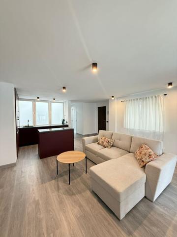 APARTAMENTO REFORMADO EN PLAYA DEL CURA, TRES DORMITORIOS, BALCÓN Y ASCENSOR! photo 0