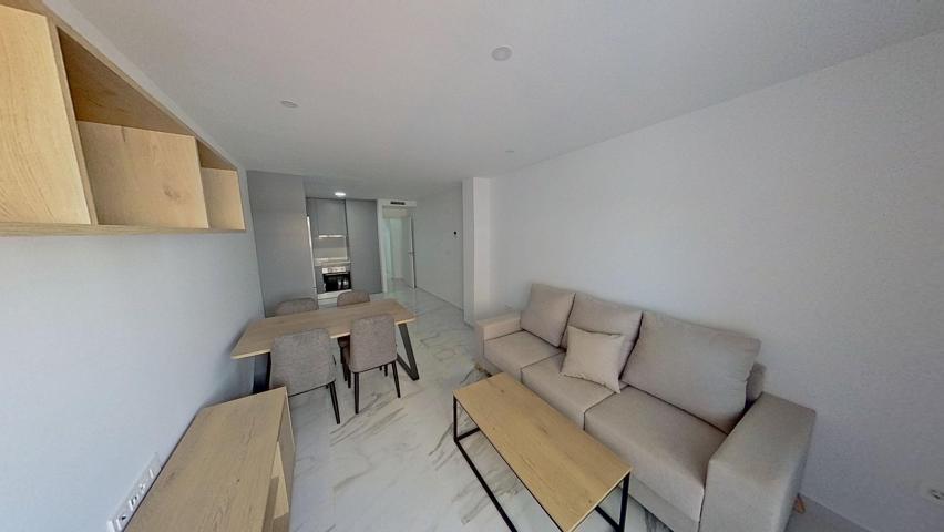 APARTAMENTO EXCLUSIVO EN EL CENTRO DE TORREVIEJA, OBRA NUEVA, 2 DORMITORIOS, SOLÁRIUM Y VISTAS AL MAR photo 0