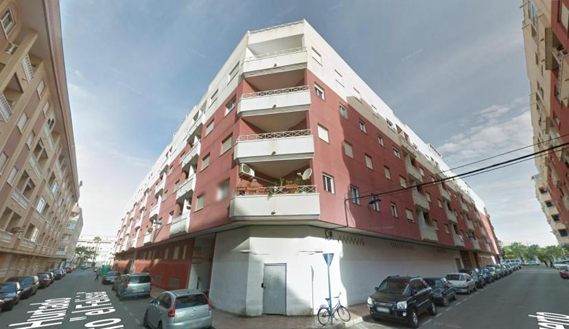 TRASTERO EN VENTA EN PARQUE DE LAS NACIONES, ACCESO CÓMODO CON RAMPA photo 0