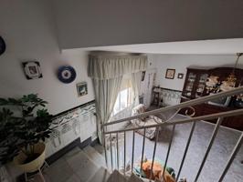 DUPLEX EN ANTAS DE 5 DORMITORIOS Y 2 BAÑOS photo 0