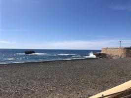 Excelente bajo a pocos metros de la playa photo 0