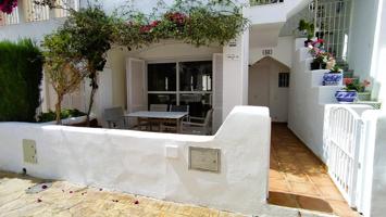 Apartamento con terraza en las Buganvillas photo 0