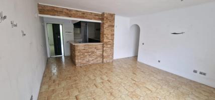 Piso en venta en avda Roureda Viladecans photo 0