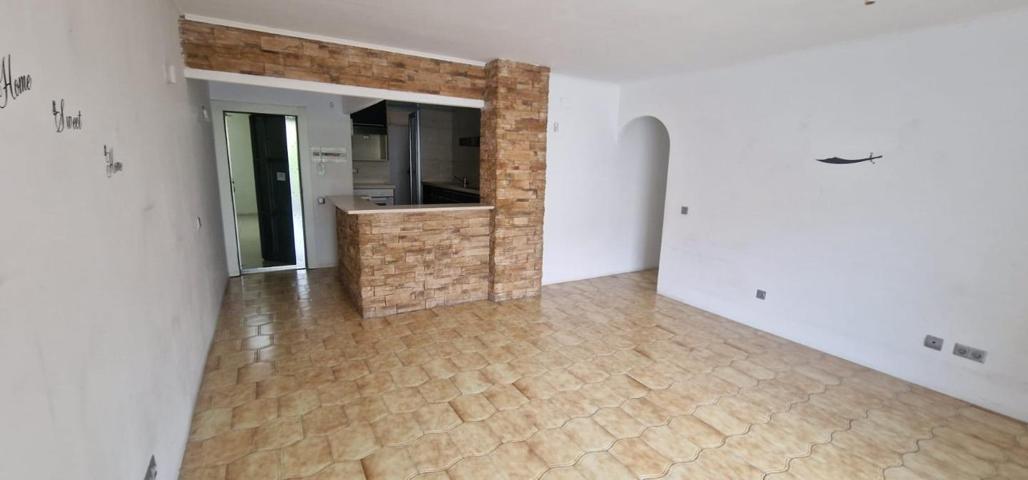 Piso en venta en avda Roureda Viladecans photo 0