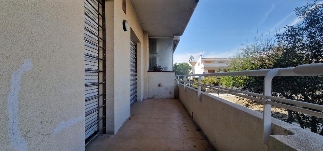 PISO EN VENTA EN PLAZA AGERMANAMENT VILANOVA I LA GELTRÚ photo 0