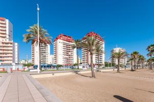 ALQUILER ANUAL EN PRIMERA LÍNEA DE PLAYA DE GANDIA photo 0