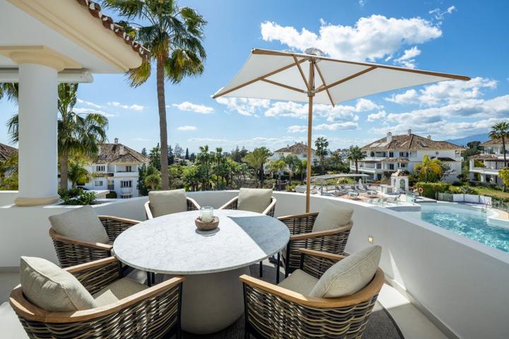 Casa En venta en Lomas De Marbella Club, Marbella photo 0
