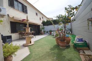 CHALET ADOSADO CON PISCINA COMUNITARIA EN SANTA PONSA photo 0