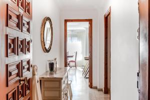 LES OFRECEMOS ESTE FANTASTICO PISO DE TRES HABITACIONES EN SANTA CATALINA photo 0