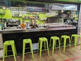 SE VENDE BAR EN EL MERCADO DE PERE GARAU – UNA OPORTUNIDAD ÚNICA EN EL CORAZÓN DE PALMA photo 0
