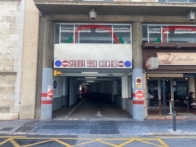 🅿️ ¡AMPLIO GARAJE EN PLENO CENTRO DE PALMA – ZONA JAIME III! 🏙️ photo 0