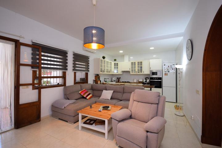 Oportunidad única muy cerca de Calle Aragón. photo 0