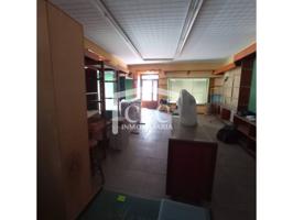 Se vende o alquila local céntrico photo 0