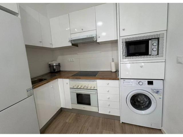SE VENDE APARTAMENTO CON GARAJE CERRADO photo 0