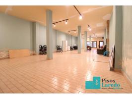 Local comercial en venta en Laredo photo 0