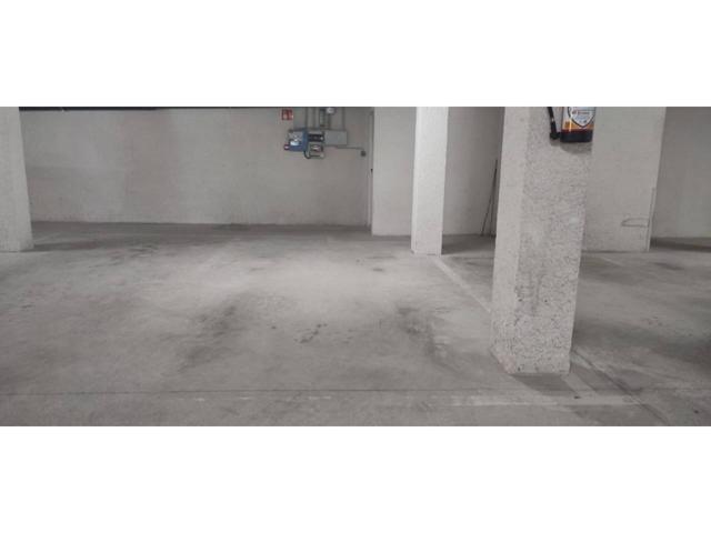 Parking en venta en Alisas photo 0