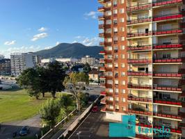 Piso en alquiler en Laredo photo 0