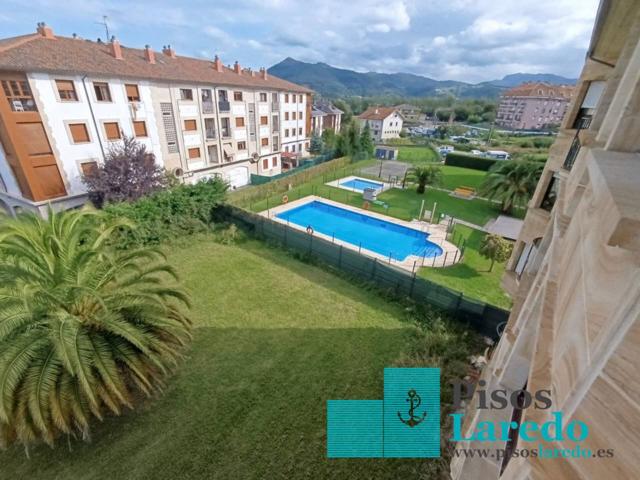 Vivienda en exclusiva residencia con piscinas y zonas comunitarias. photo 0