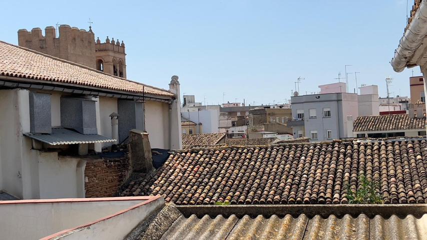 CASA INDEPENDIENTE EN PLENO CENTRO DE ALAQUAS photo 0