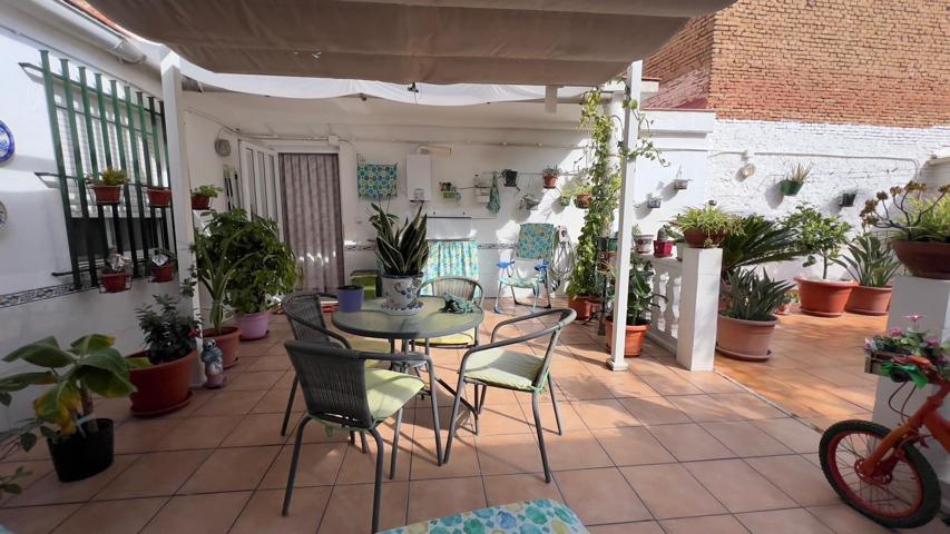 CASA CON ENCANTO, EN ZONA TRANQUILA EN ALDAIA photo 0