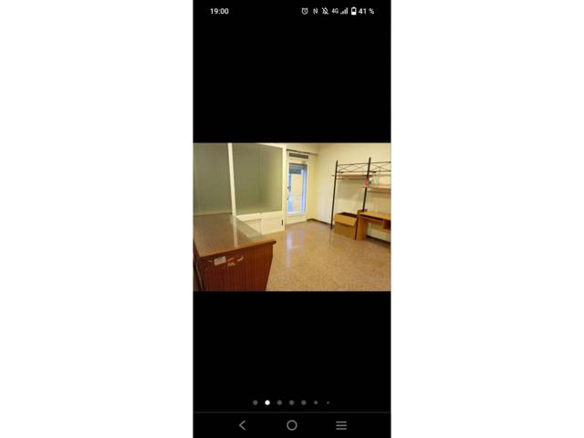 Venta de local comercial en Petrer photo 0