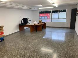 Venta de local comercial en Elda photo 0