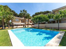 Bungalow en venta en Elda photo 0