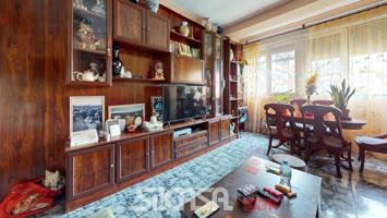 Piso en venta en Parla de 87 m2 photo 0