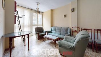 Piso en venta en Parla de 83 m2 photo 0