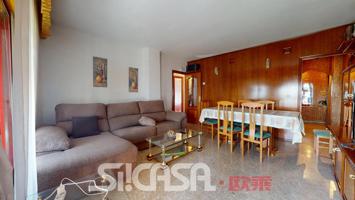 Piso en venta en Madrid de 100 m2 photo 0