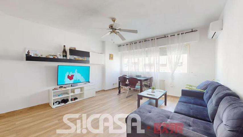 Piso en venta en Parla de 124 m2 photo 0