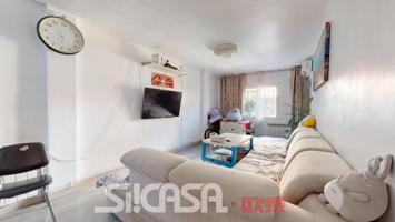 Piso en venta en Parla de 81 m2 photo 0