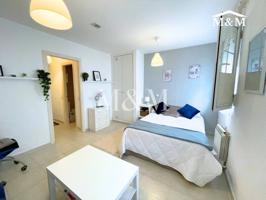 Apartamento en alquiler en Núcleo Urbano photo 0