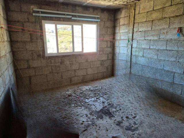 Solar a la venta con casa en bloque en Agache photo 0