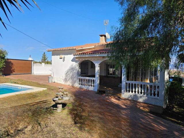 TORREMOLINOS VILLA INDEPENDIENTE PARCELA 1.100 METROS URBANIZACIÓN EL PINAR photo 0