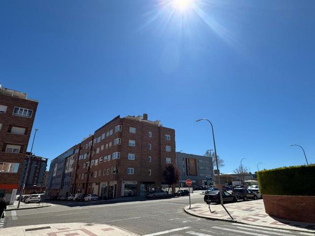 Local en alquiler en Guadalajara de 150 m2 photo 0