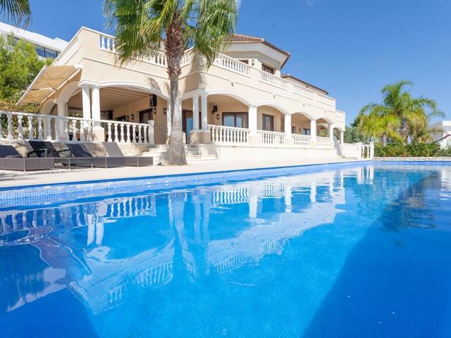 Casa En venta en La Fustera, Benissa photo 0