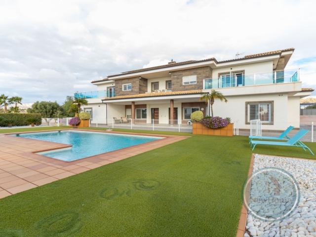 Piso En venta en Crevillent photo 0