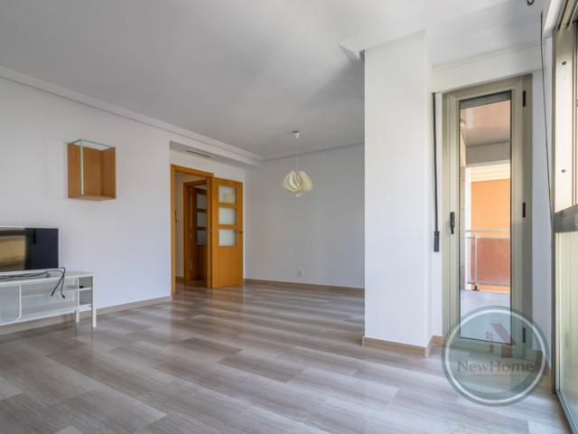Piso En venta en Santa Pola photo 0