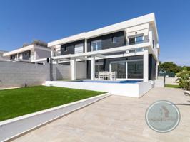 Piso En venta en Santa Pola photo 0