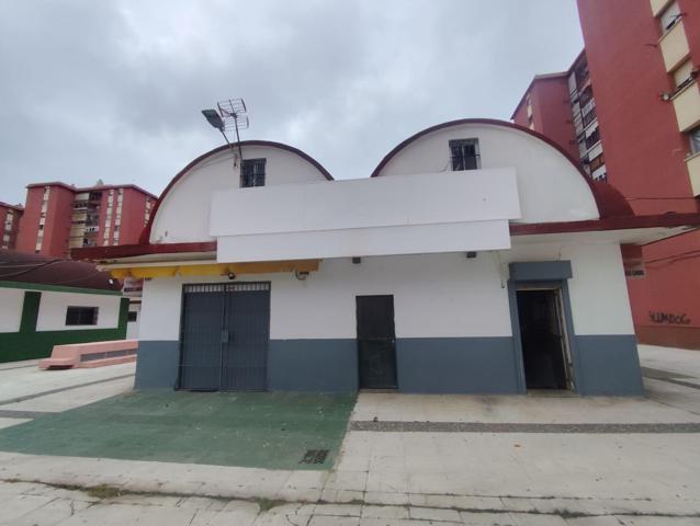 ESTUPENDO LOCAL EN SACRA photo 0