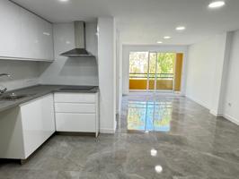 ¡PISO NUEVO Y TOTALMENTE REFORMADO EN URBANIZACIÓN TORRE ALMIRANTE! photo 0