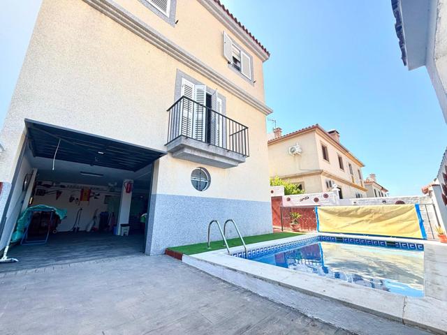 🏡 ¡Vivienda pareada en venta en Los Barrios – Zona Cortijo Grande Reside! photo 0