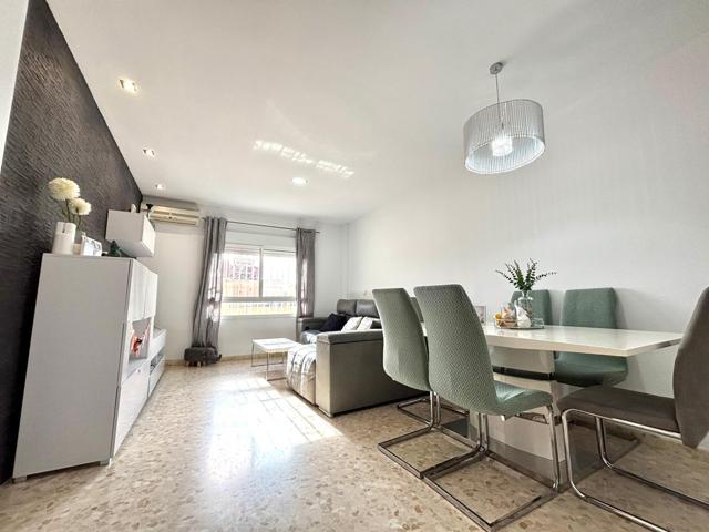 ¡ESTUPENDO PISO EN LOS BARRIOS! photo 0