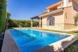 ¿Quiere vivir en un chalet independiente con todas las comodidades? photo 0