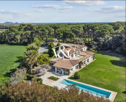 Casa única en Pals ( Baix Epordà) con LICENCIA TURÍSTICA photo 0